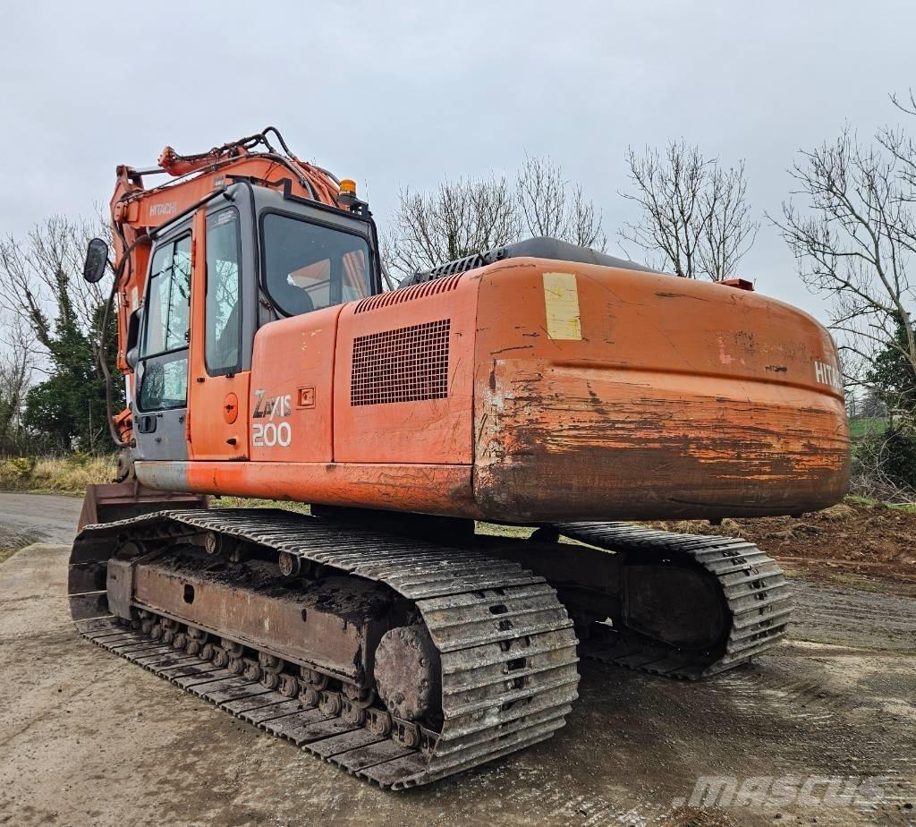Hitachi ZX 200 LC Pelle sur chenilles