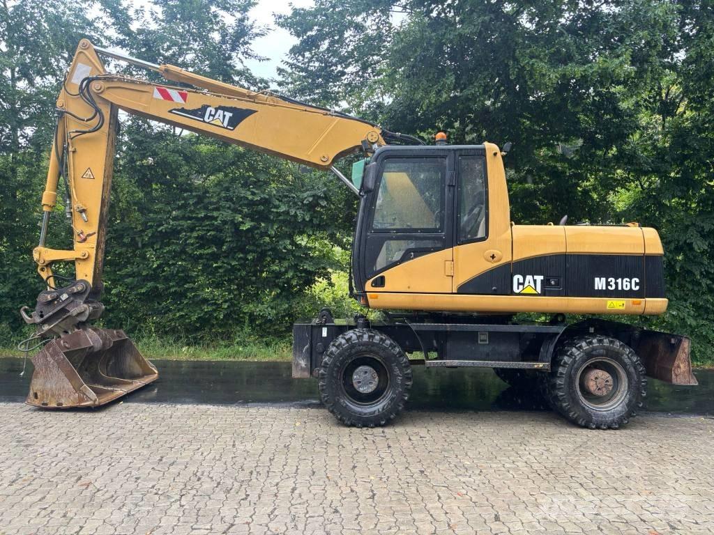 CAT M 316 C Pelle sur pneus