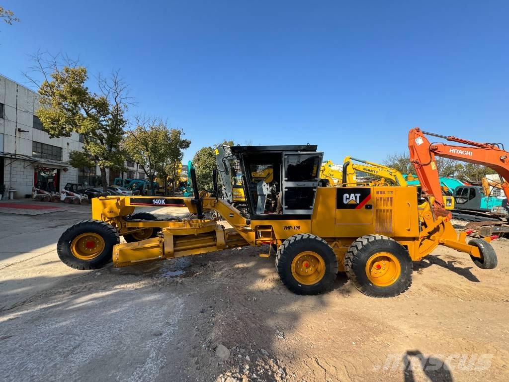 CAT 140 K Niveleuse