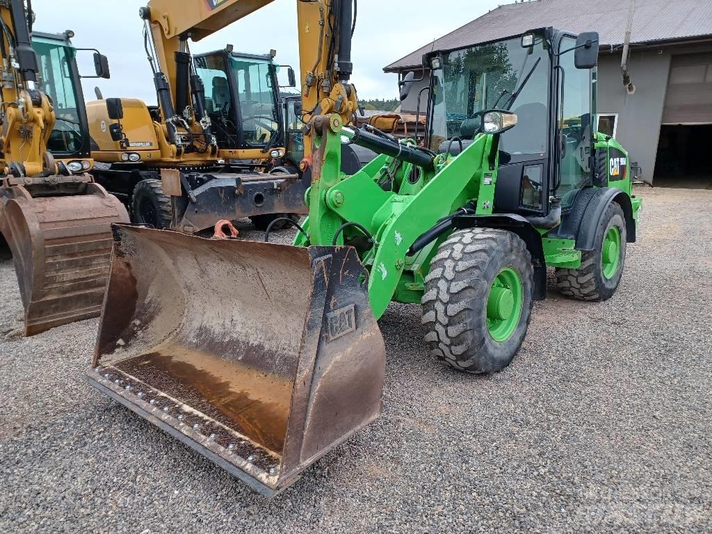 CAT 906M Chargeuse sur pneus