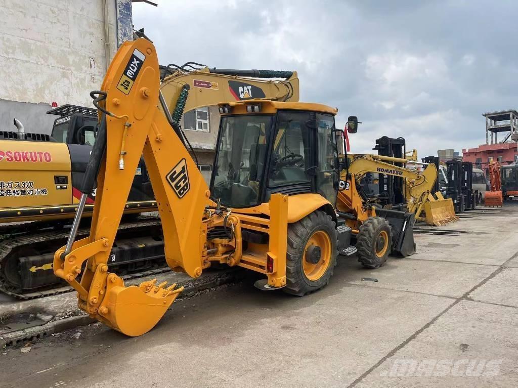JCB 3CX Tractopelle