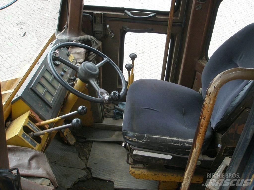 Komatsu W40-2 Chargeuse sur pneus