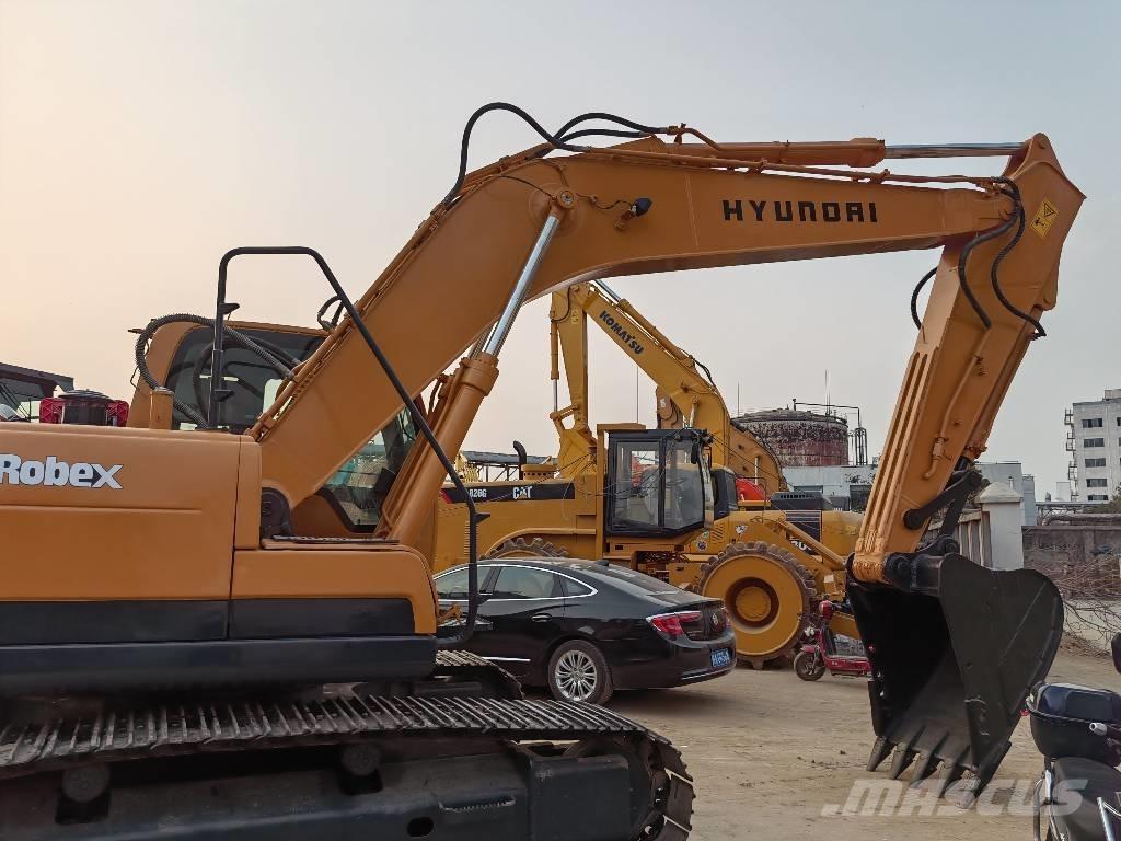 Hyundai 220LC-9s Pelle sur chenilles