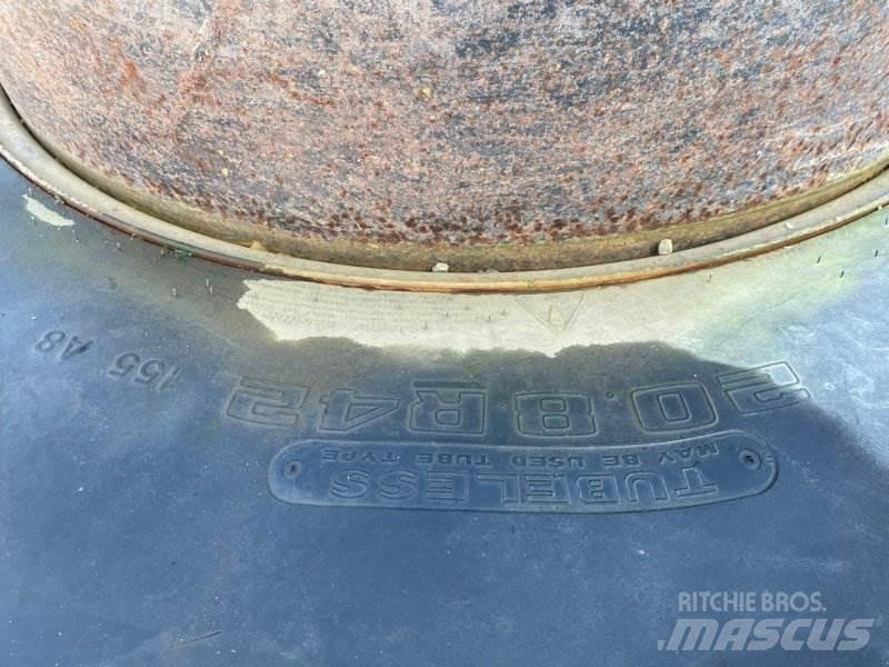 Goodyear 20.8 R42 Autres équipements pour tracteur