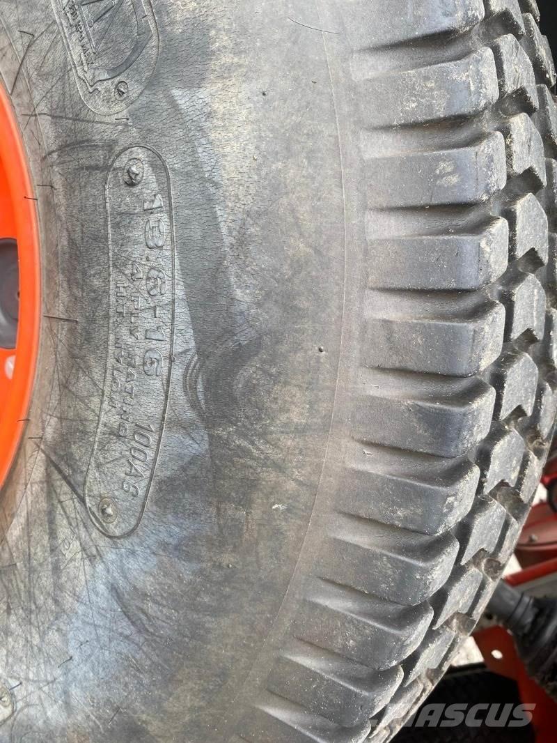 Kubota ST 401-C Micro tracteur