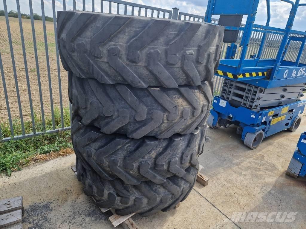Manitou MT 1335 1440 Pneus, roues et jantes