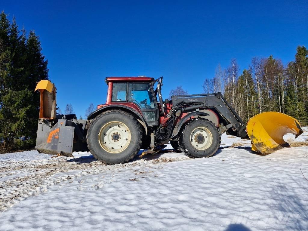 Valtra T 170 Tracteur