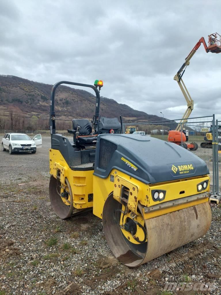 Bomag BW 135 AD-5 Rouleaux tandem