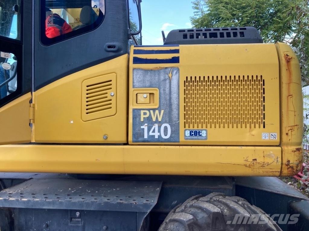 Komatsu PW 140-7 Pelle sur pneus