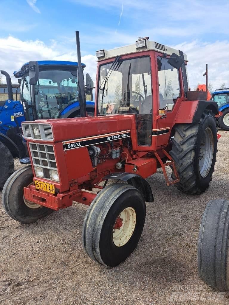 International 956XL Tracteur