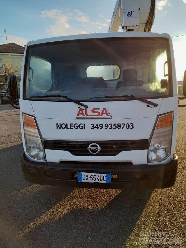 Oil & Steel 189 Camion nacelle