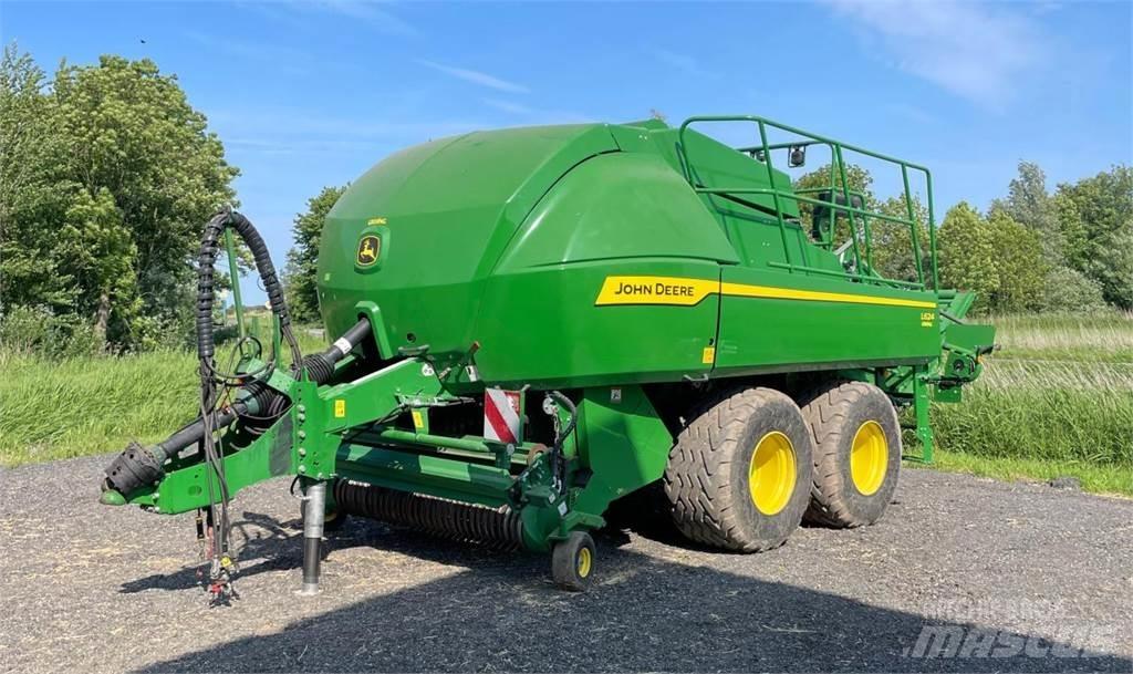 John Deere L624 Presse cubique