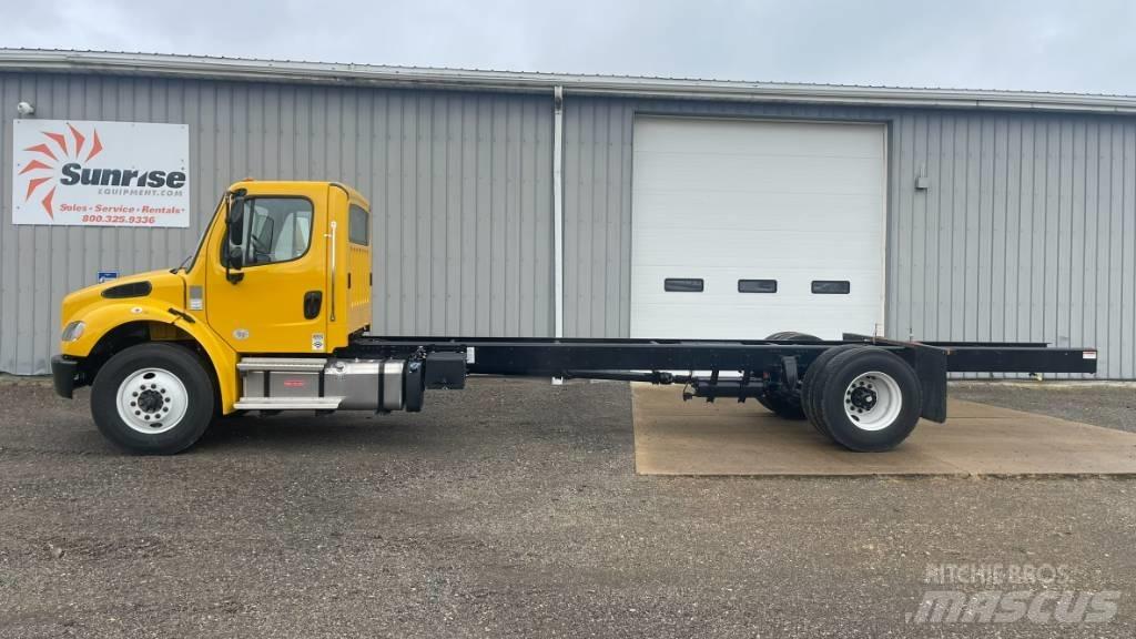 Freightliner M2 Châssis cabine