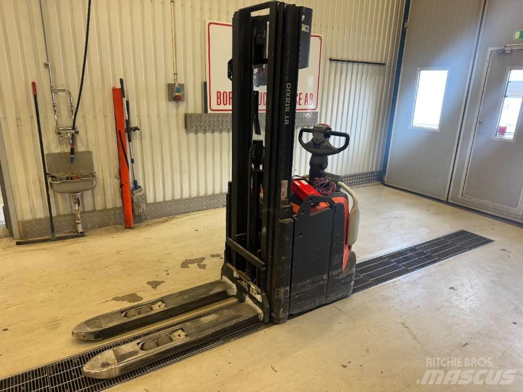 BT Toyota SPE 120 L Gerbeur accompagnant