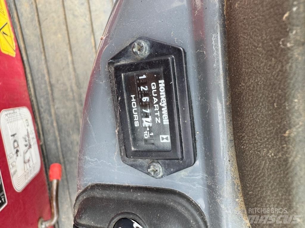 Yanmar SV08 (1D879) Mini pelle < 7t