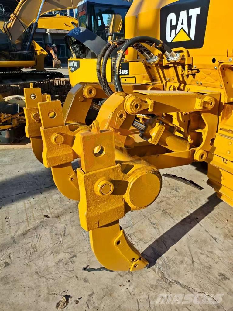 CAT D6G Bouteurs sur chenilles