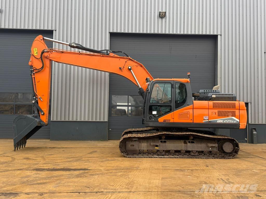Doosan DX225LC-7 Pelle sur chenilles
