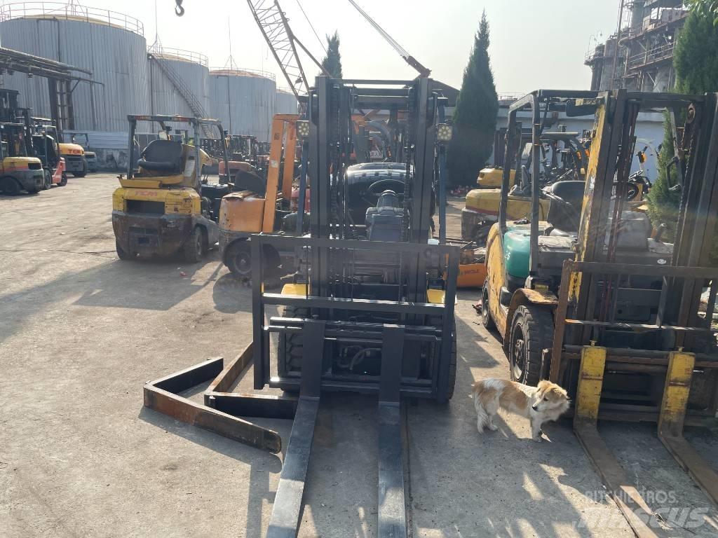 Komatsu 3 T Chariot télescopique