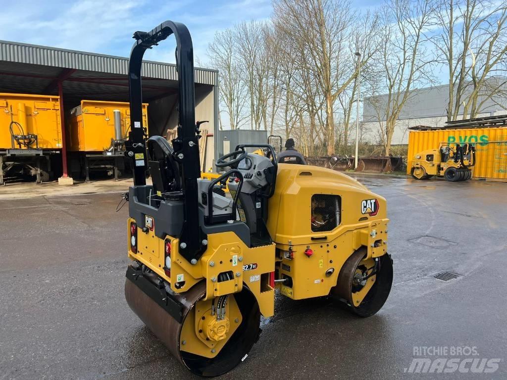 CAT CB 2.7GC Rouleaux tandem
