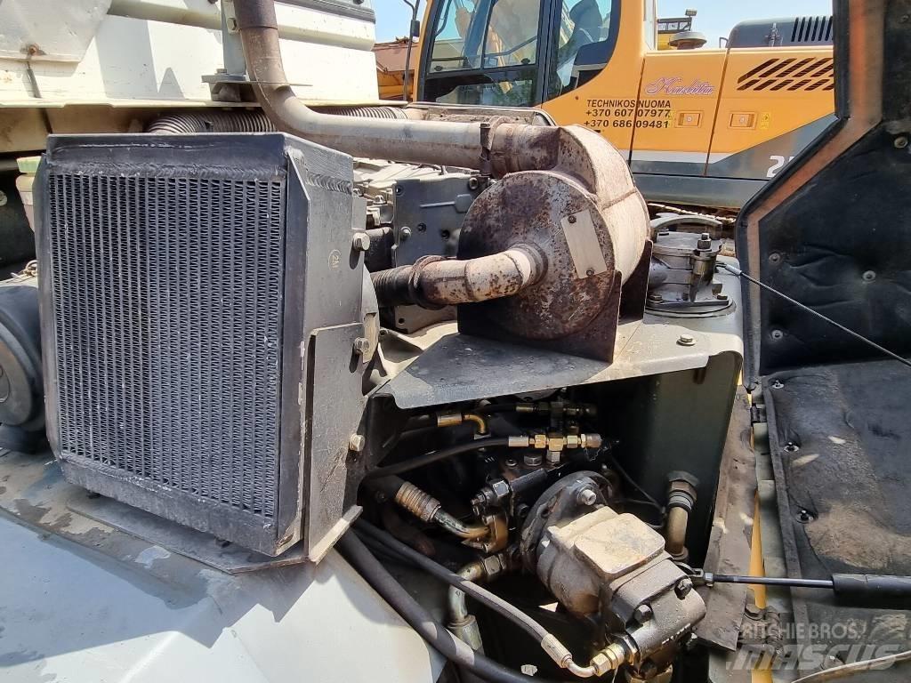 Liebherr L 508 Chargeuse sur pneus