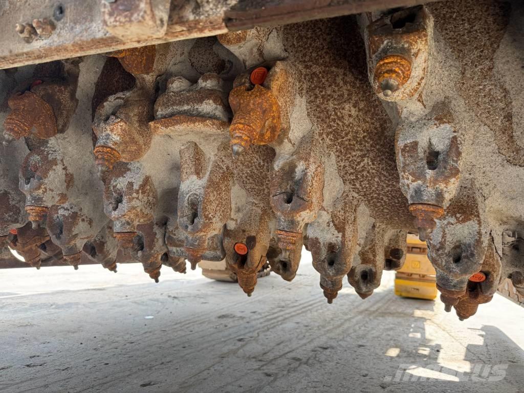 Wirtgen W 150 CFI Fraiseuse à froid