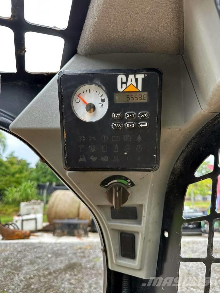 CAT 259 D Chargeuse compacte
