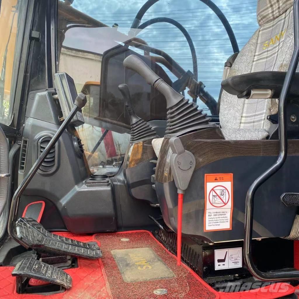 Sany SY 215 C Pelle sur chenilles