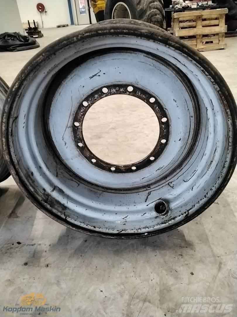 Valmet 901 20x34 Pneus, roues et jantes