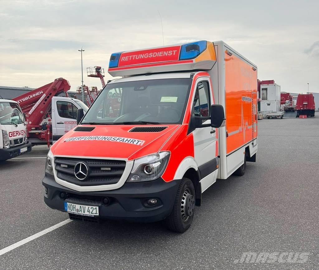 Mercedes-Benz 1032 Ambulance