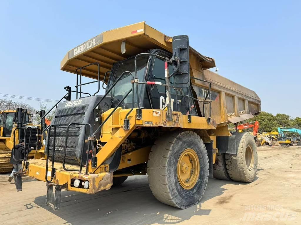 CAT 773 F Tombereau rigide