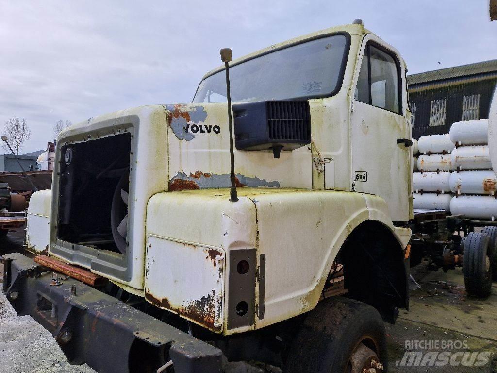 Volvo N10 6x6 Châssis cabine