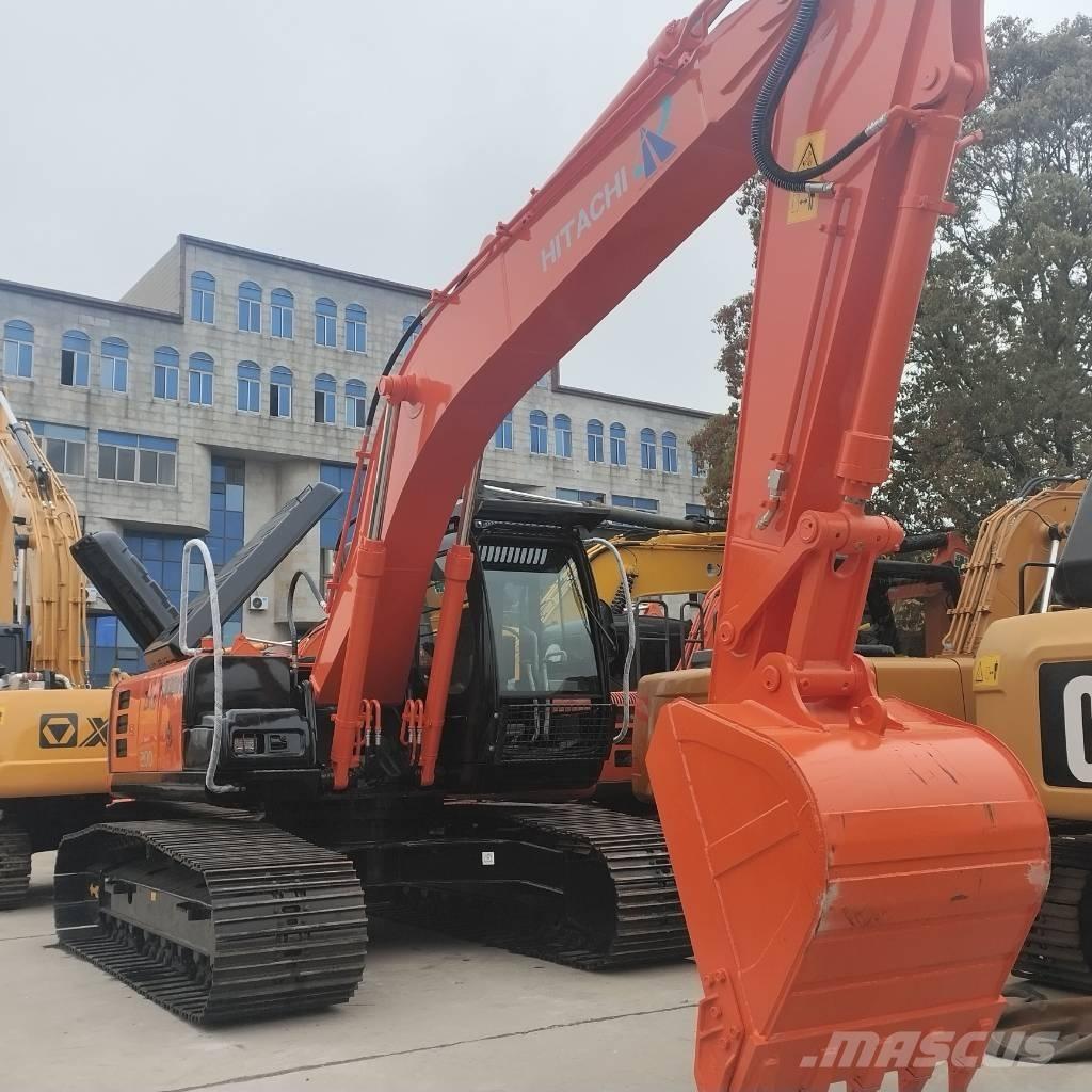 Hitachi ZX 200 Pelle sur chenilles