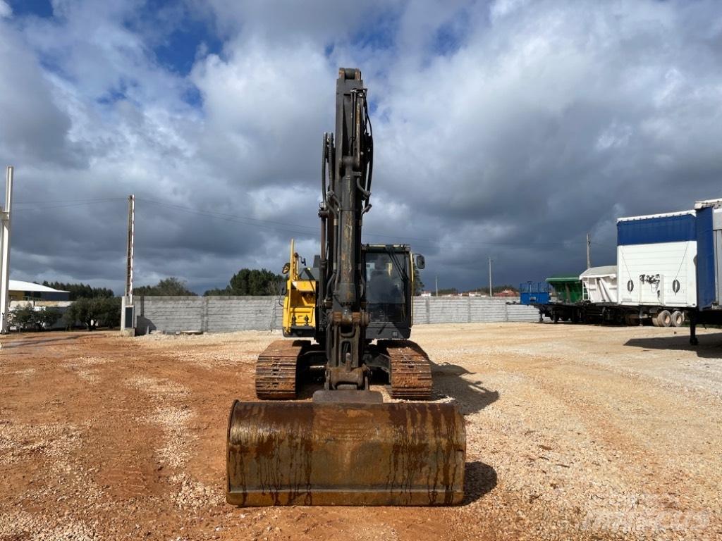 Volvo EC 220 E Pelle sur chenilles