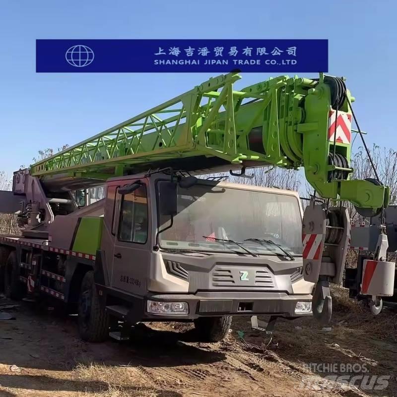 Zoomlion QY 30 V Grues tout terrain