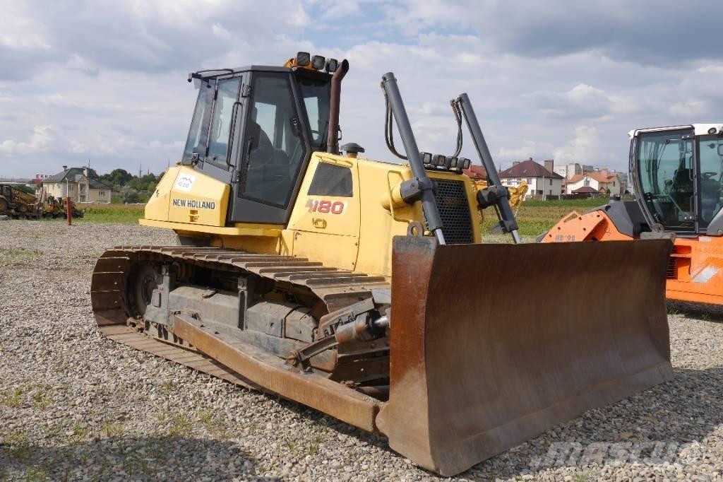 New Holland D 180 Bouteurs sur chenilles