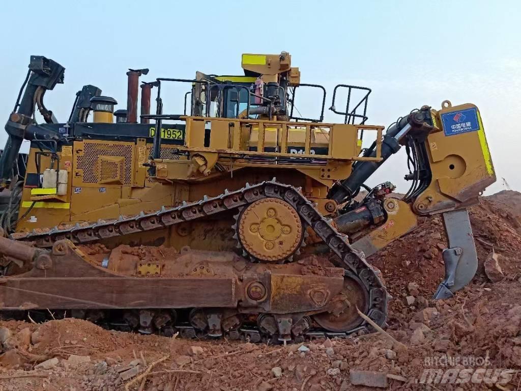 CAT D 11 R Bouteurs sur chenilles