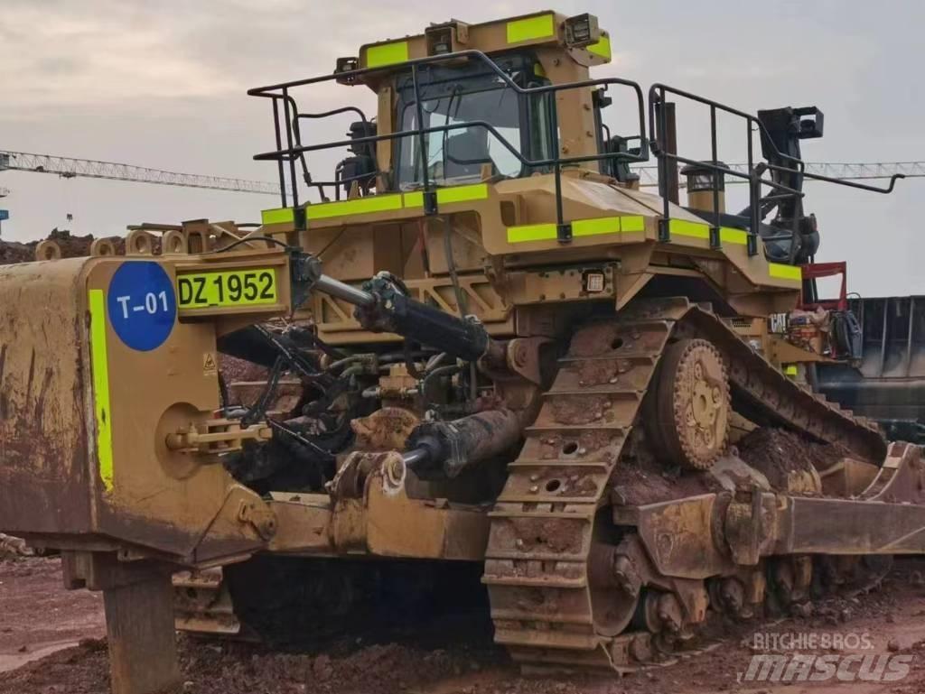 CAT D 11 R Bouteurs sur chenilles