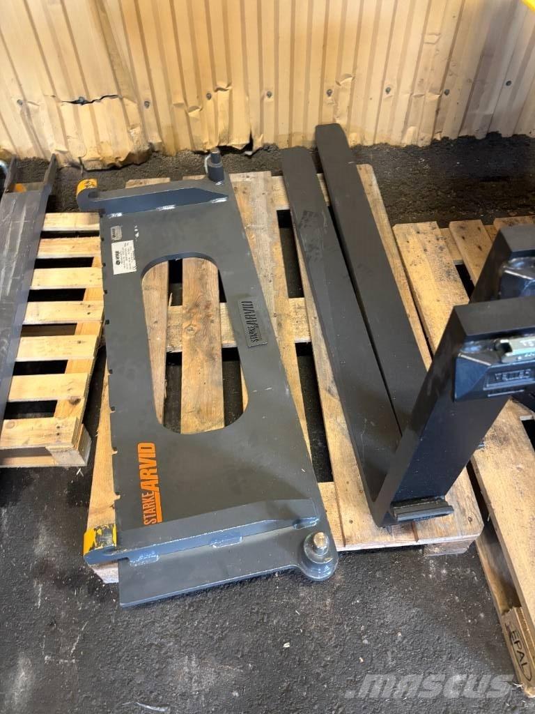 Norje Pallgafflar Accessoires d'attache pour tracteurs compacts