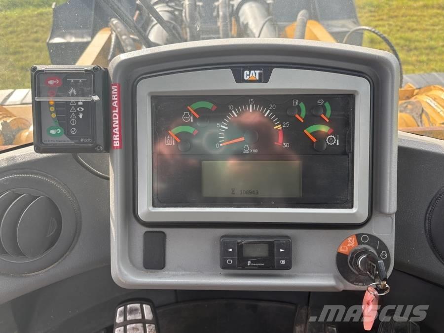 CAT 980M Chargeuse sur pneus