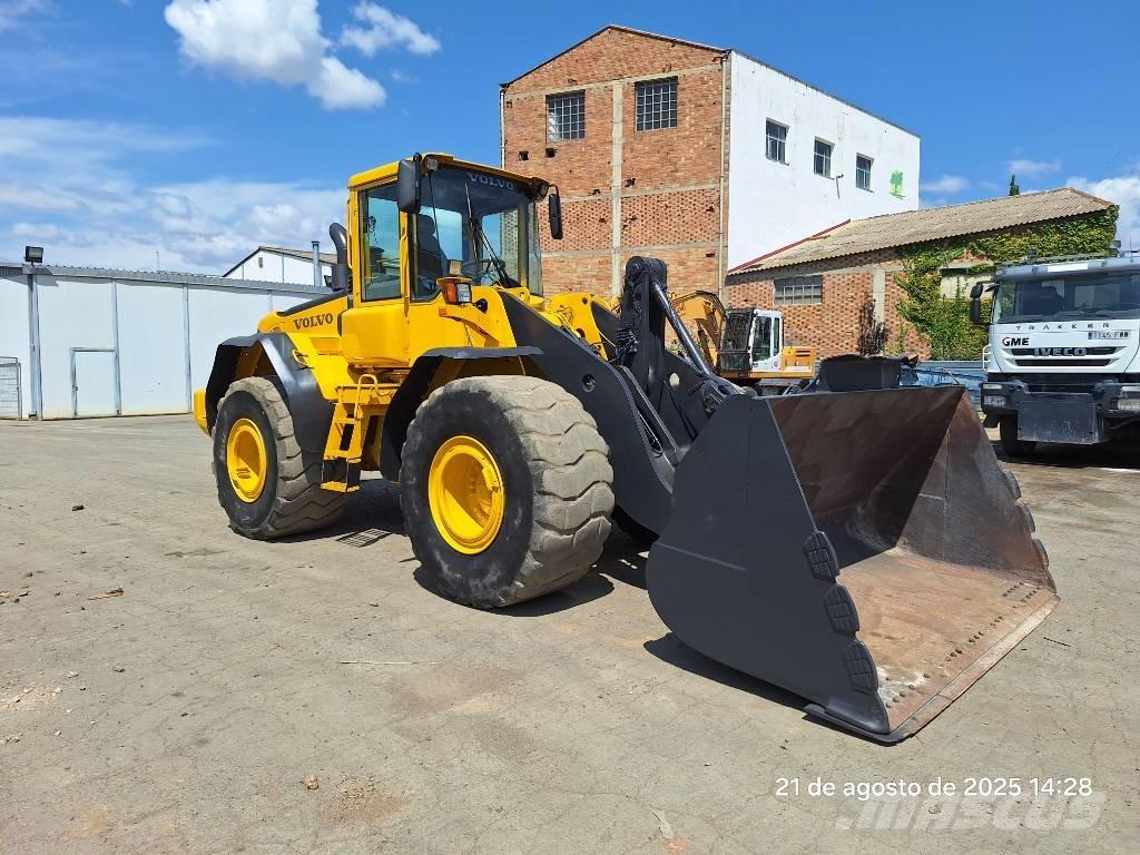 Volvo L 120 E Chargeuse sur pneus