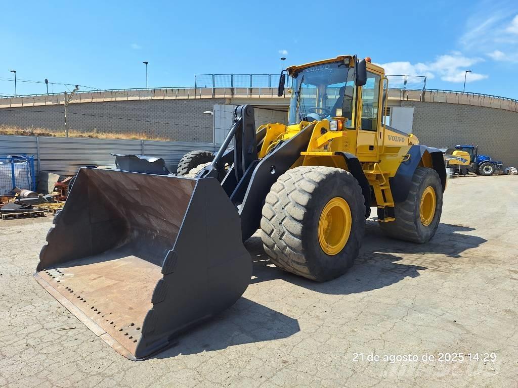 Volvo L 120 E Chargeuse sur pneus