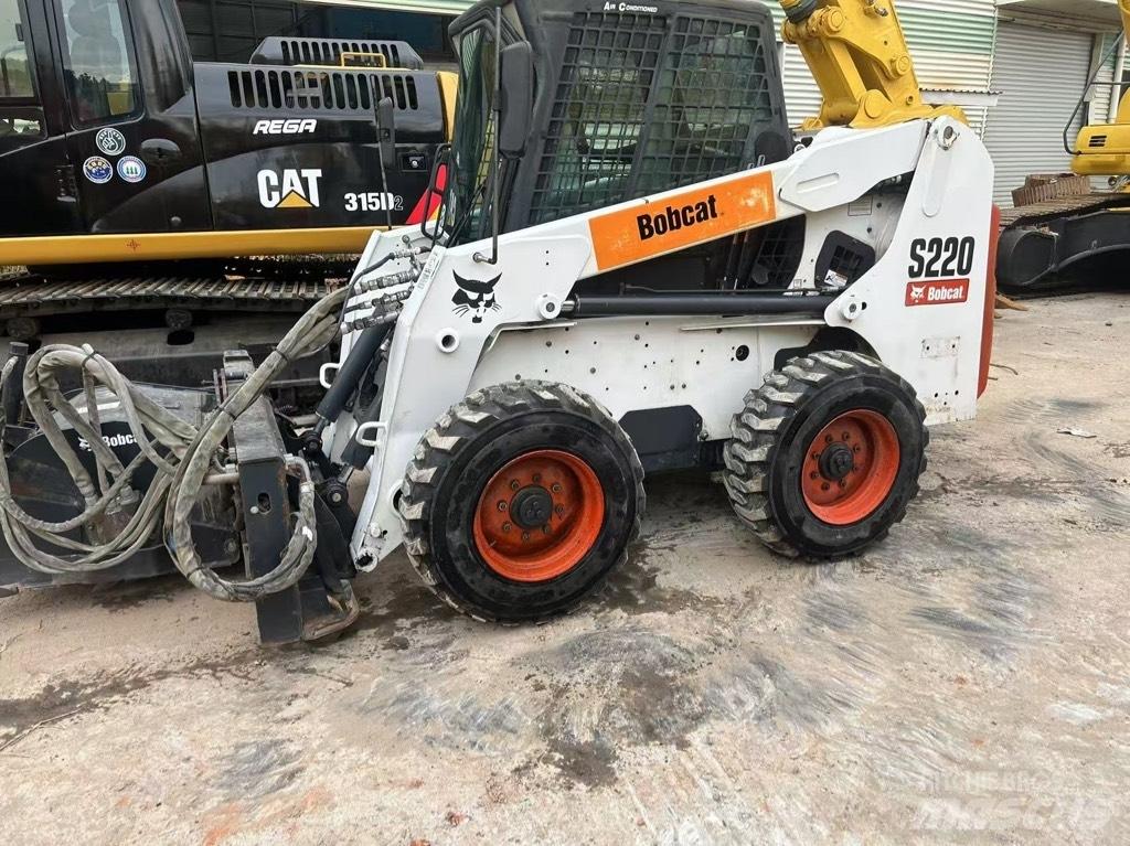 Bobcat S 220 Chargeuse compacte
