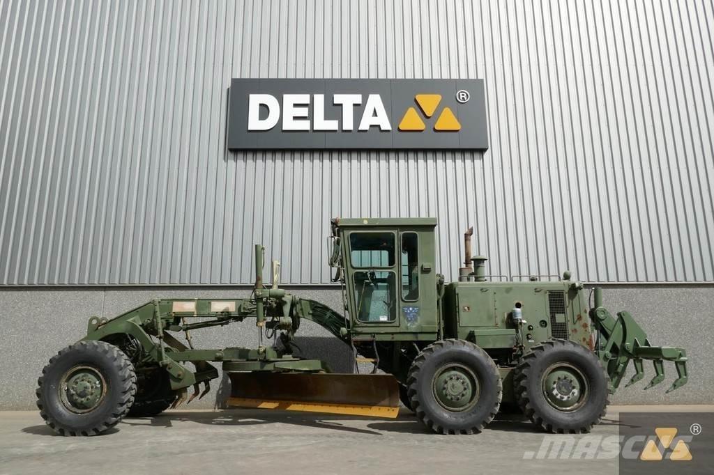 CAT 130G Ex-army Niveleuse
