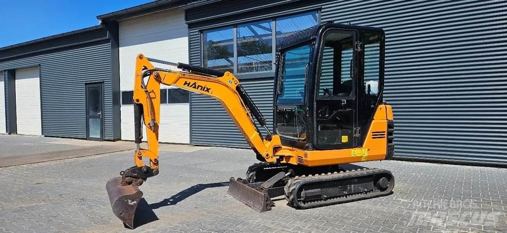 Hanix H 17D Mini pelle < 7t