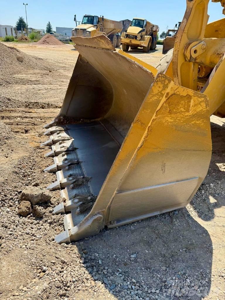 CAT 966 G Chargeuse sur pneus