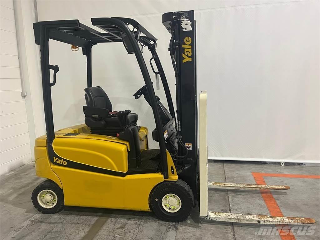 Yale ERP16 VF Chariots élévateurs électriques
