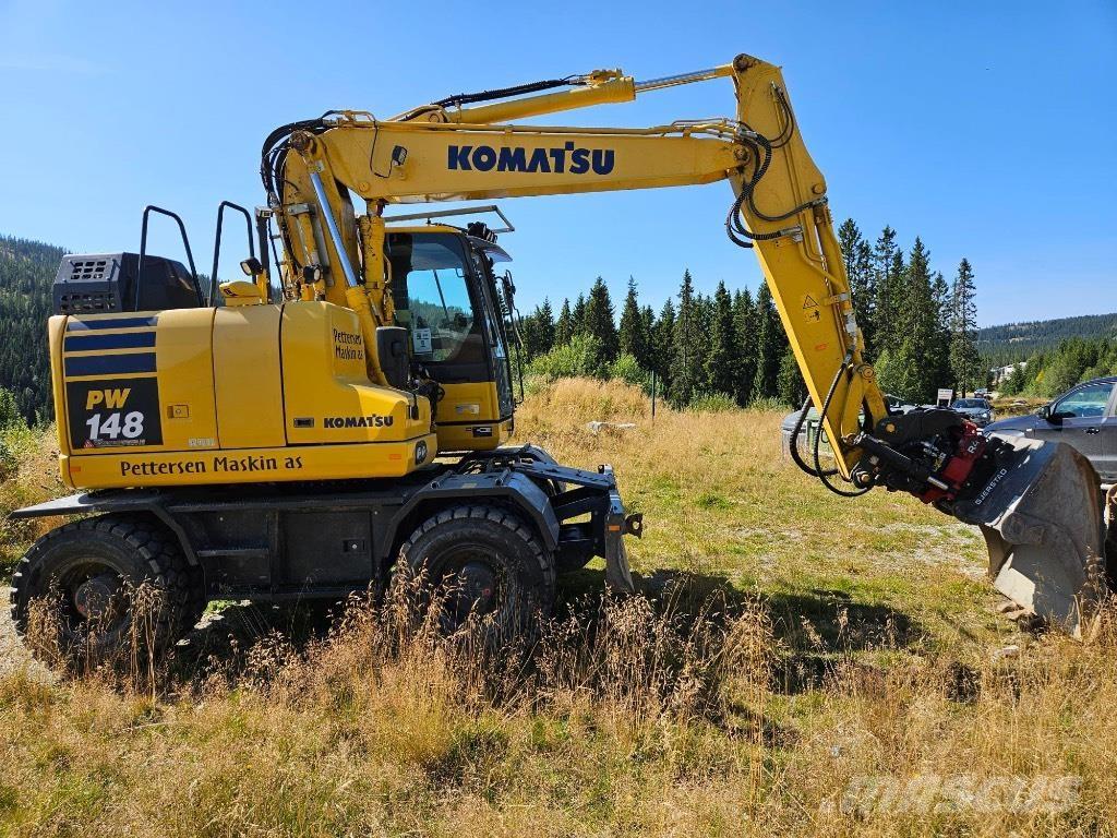 Komatsu PW 148-11 Pelle sur pneus