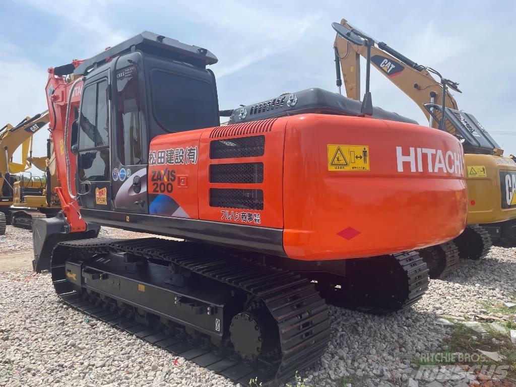 Hitachi ZX 200 Pelle sur chenilles