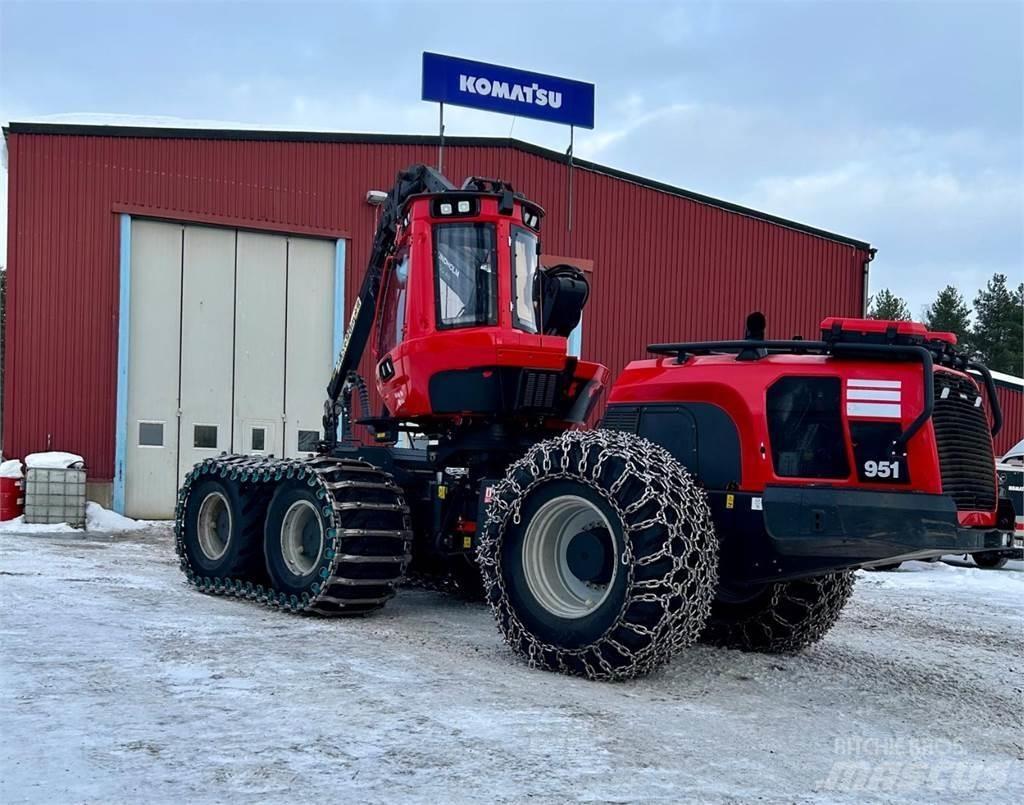 Komatsu 951 Abatteuse