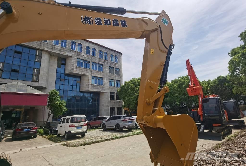 CAT 325D Pelle sur chenilles